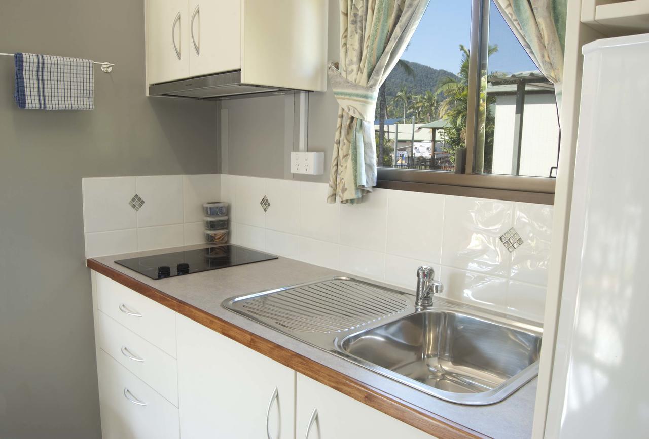 Cairns Crystal Cascades Holiday Park Bagian luar foto