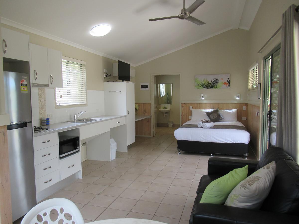 Cairns Crystal Cascades Holiday Park Bagian luar foto