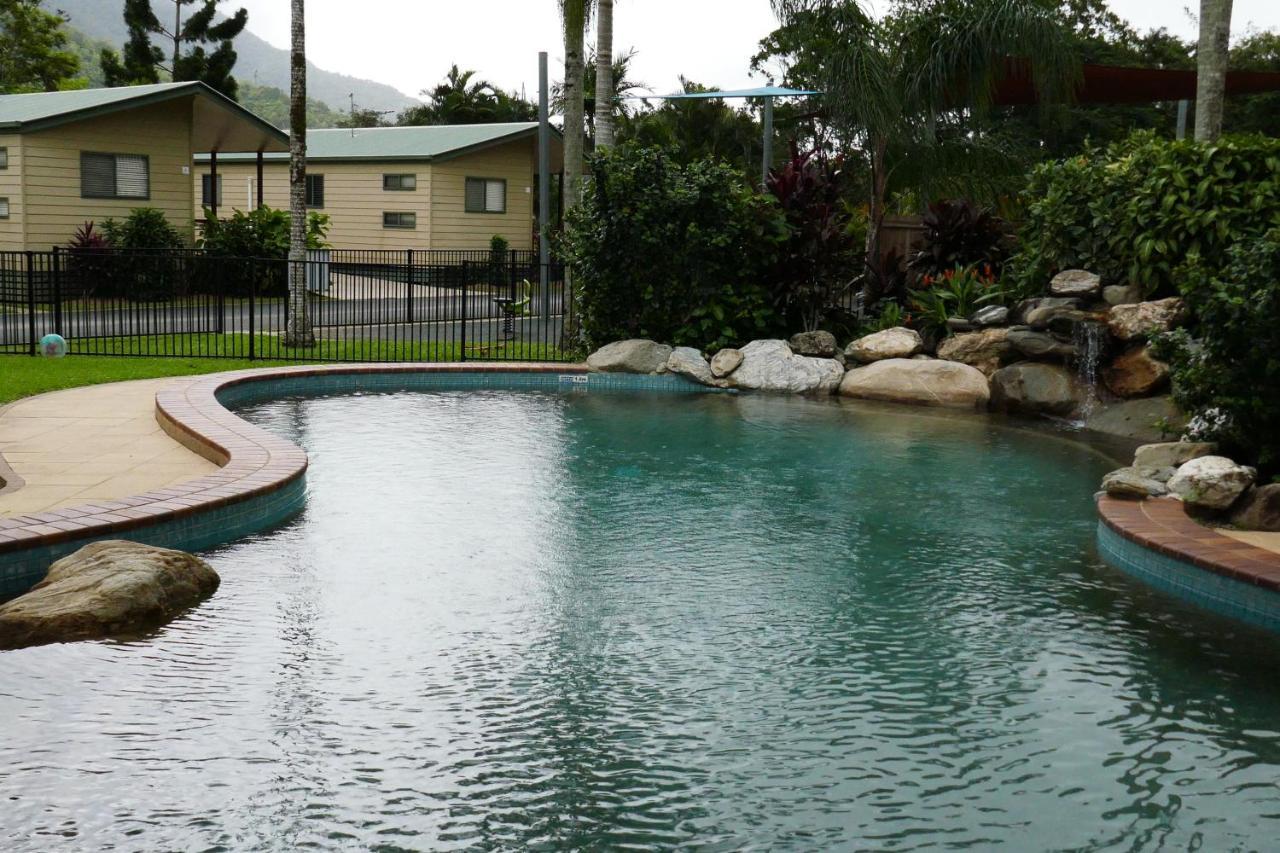Cairns Crystal Cascades Holiday Park Bagian luar foto